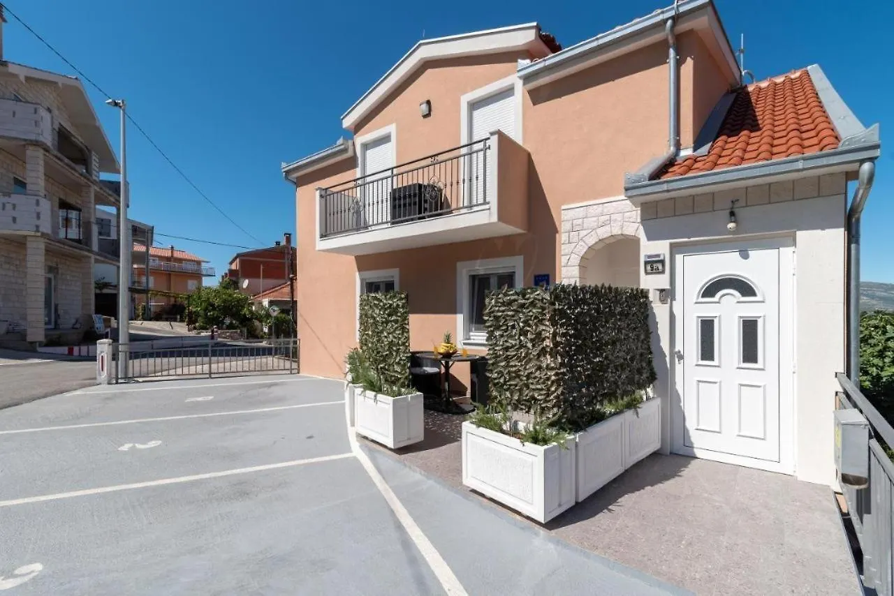 Apartment In Mastrinka With Sea View, Terrace, Air Conditioning, Wifi 5159-3 Trogir