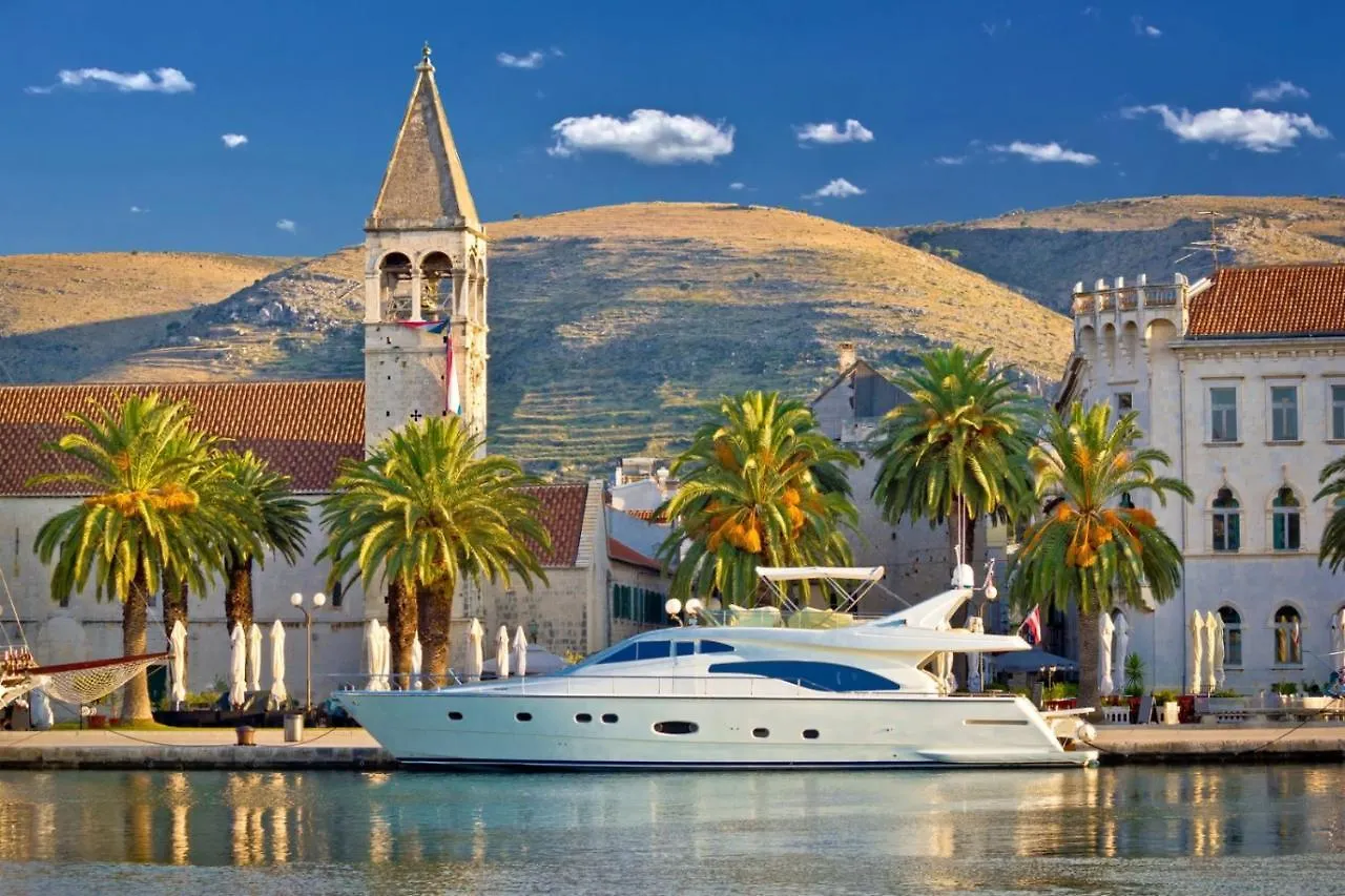 Apartment In Mastrinka With Sea View, Terrace, Air Conditioning, Wifi 5159-3 Trogir
